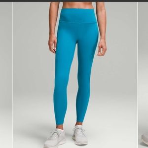 Lululemon Wunder Train High Rise tight 28" - Hawaiian blue